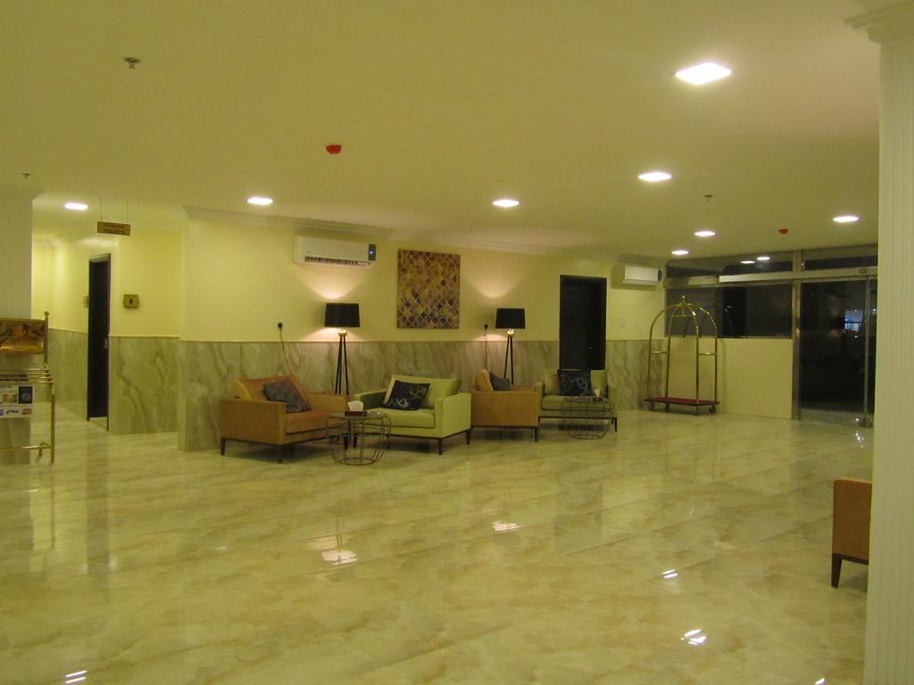JW Inn Hotel Nadinah Exterior foto
