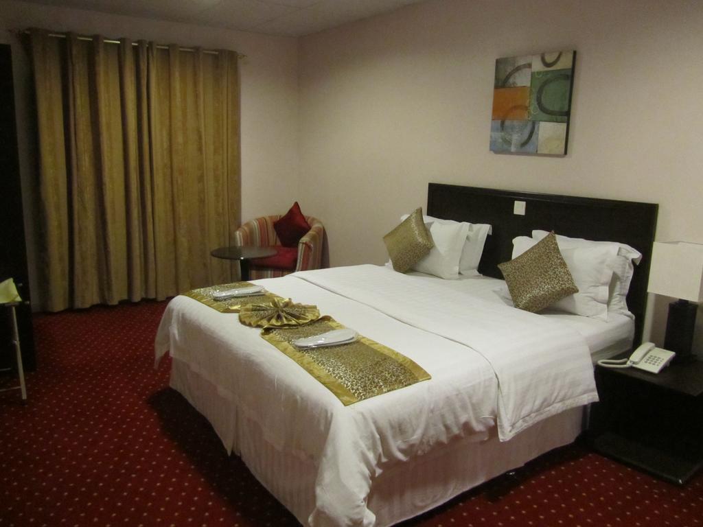 JW Inn Hotel Nadinah Exterior foto