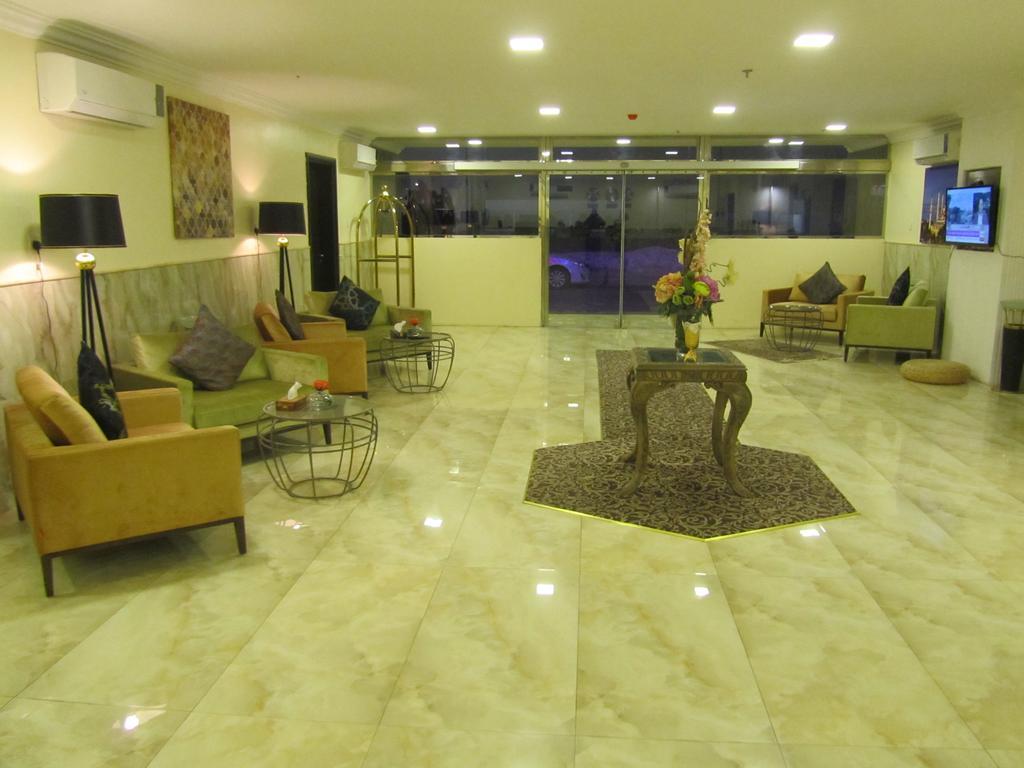 JW Inn Hotel Nadinah Exterior foto